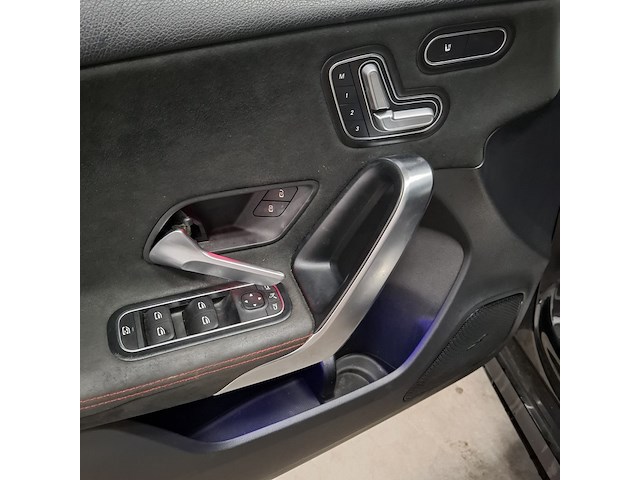 Personenauto, mercedes-benz, a-klasse, 180 d premium, 2018 - afbeelding 2 van  56