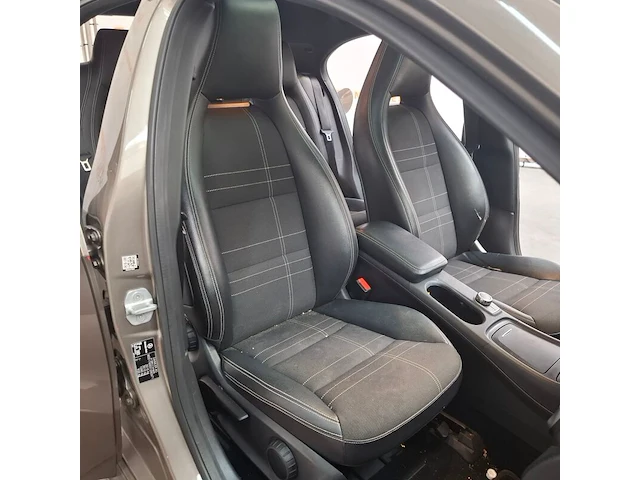 Personenauto, mercedes-benz, a-klasse, 220 cdi prestige, 2014 - afbeelding 51 van  73
