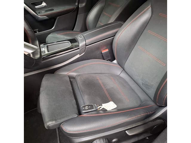Personenauto, mercedes-benz, a-klasse, 250 e amg line, 2023 - afbeelding 20 van  70