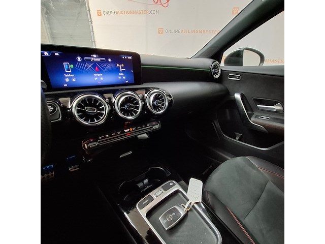 Personenauto, mercedes-benz, a-klasse, 250 e amg line, 2023 - afbeelding 30 van  70