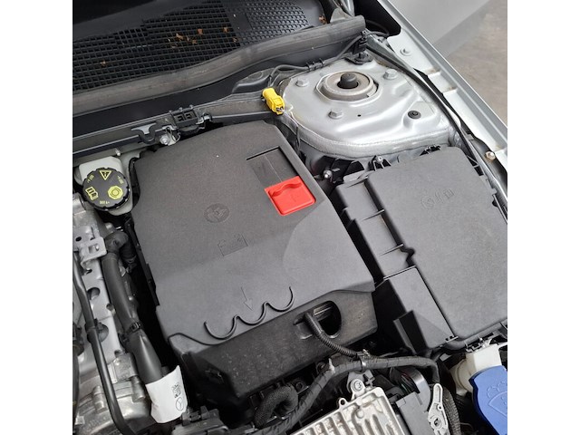 Personenauto, mercedes-benz, a-klasse, 250 e amg line, 2023 - afbeelding 55 van  70