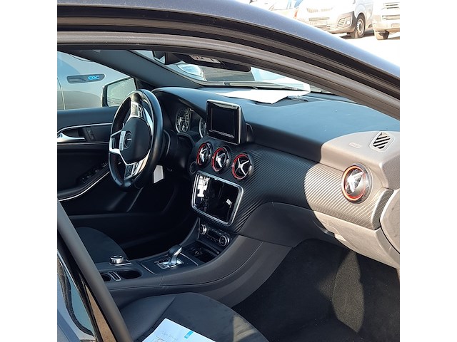 Personenauto, mercedes-benz, a45, 2015 - afbeelding 8 van  42
