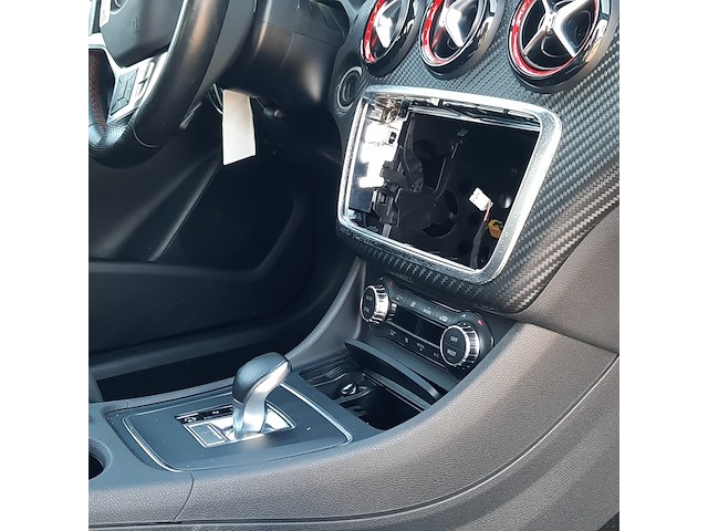 Personenauto, mercedes-benz, a45, 2015 - afbeelding 10 van  42