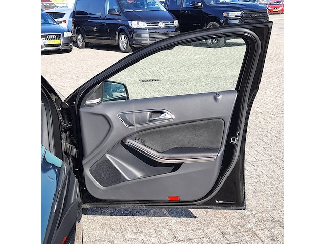 Personenauto, mercedes-benz, a45, 2015 - afbeelding 16 van  42