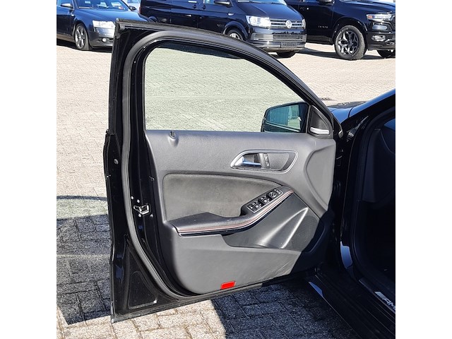 Personenauto, mercedes-benz, a45, 2015 - afbeelding 35 van  42