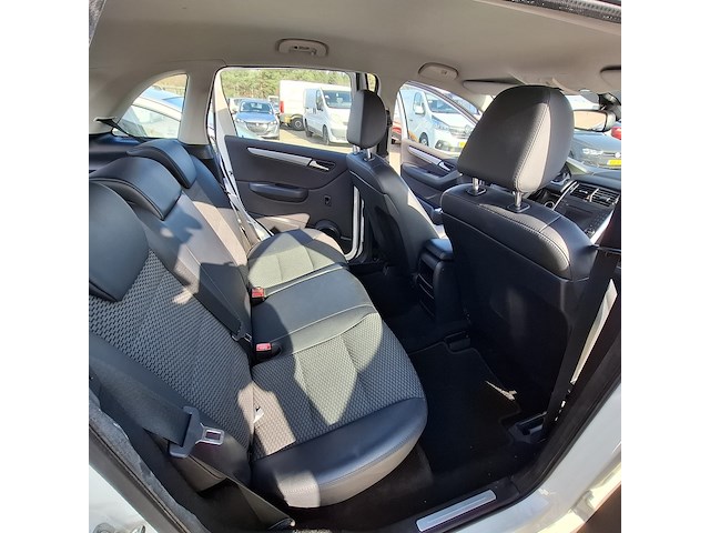 Personenauto, mercedes-benz, b-klasse, 160 business class, 2011 - afbeelding 2 van  14