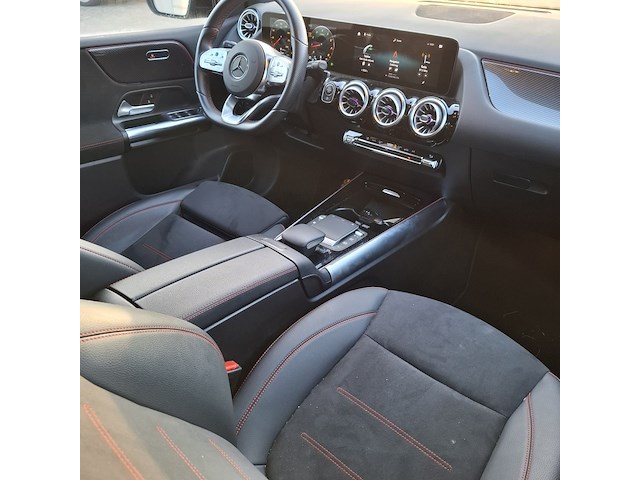 Personenauto, mercedes-benz, b-klasse, 200 business solution amg - afbeelding 32 van  52