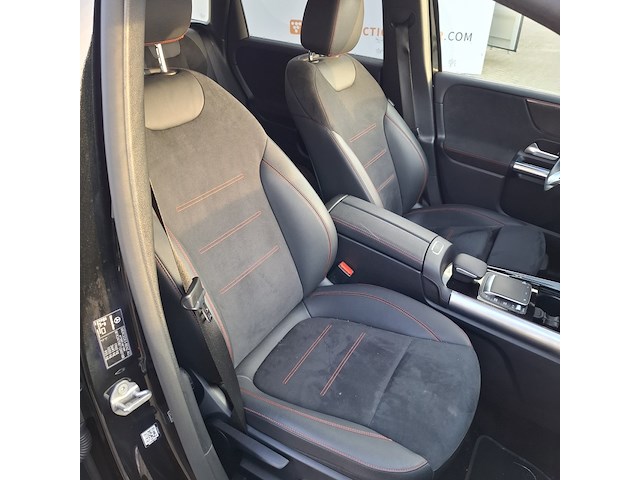 Personenauto, mercedes-benz, b-klasse, 200 business solution amg - afbeelding 37 van  52