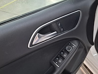 Personenauto, mercedes-benz, b-klasse 220d, 2019 - afbeelding 27 van  67