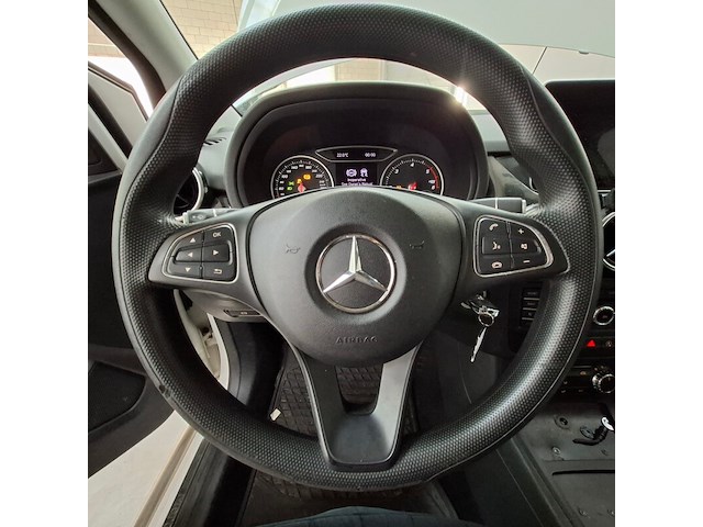 Personenauto, mercedes-benz, b-klasse 220d, 2019 - afbeelding 32 van  67