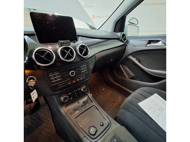 Personenauto, mercedes-benz, b-klasse 220d, 2019 - afbeelding 39 van  67