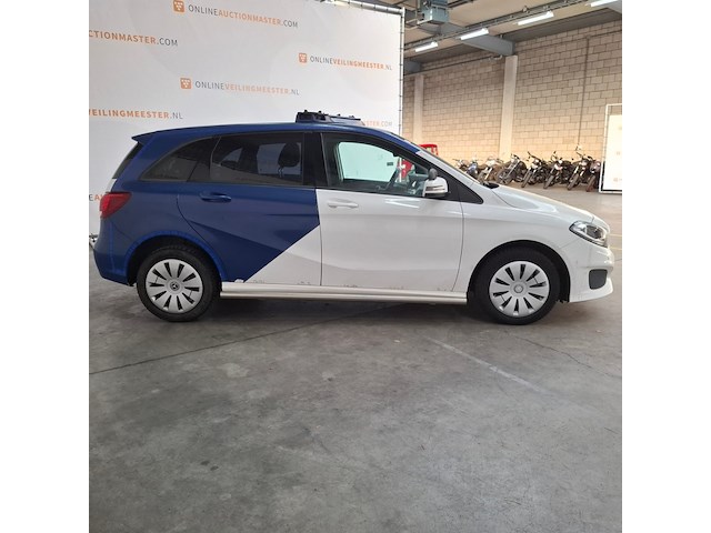 Personenauto, mercedes-benz, b-klasse 220d, 2019 - afbeelding 34 van  67
