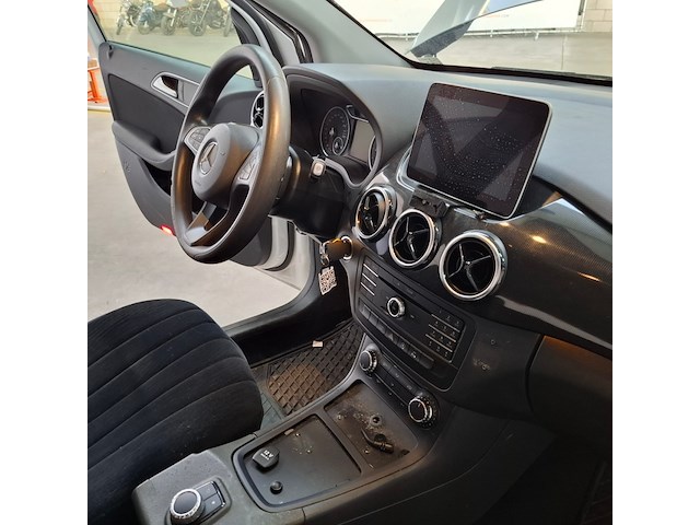 Personenauto, mercedes-benz, b-klasse 220d, 2019 - afbeelding 48 van  67