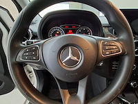 Personenauto, mercedes-benz, b-klasse 220d - afbeelding 31 van  67