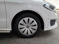 Personenauto, mercedes-benz, b-klasse 220d - afbeelding 13 van  63