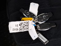 Personenauto, mercedes-benz, b-klasse 220d - afbeelding 28 van  63