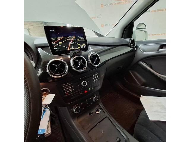Personenauto, mercedes-benz, b-klasse 220d - afbeelding 40 van  63