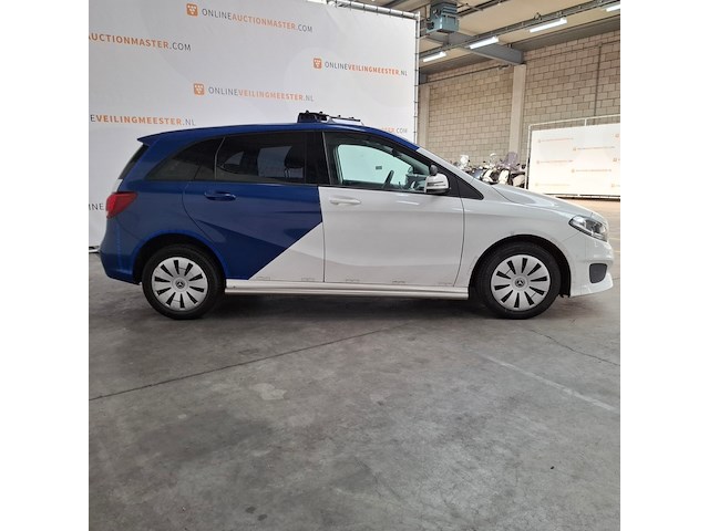 Personenauto, mercedes-benz, b-klasse 220d - afbeelding 34 van  63