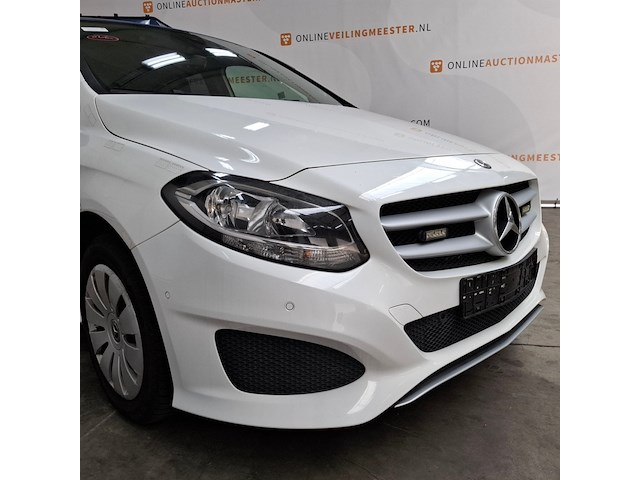 Personenauto, mercedes-benz, b-klasse 220d - afbeelding 10 van  68