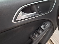 Personenauto, mercedes-benz, b-klasse 220d - afbeelding 30 van  68