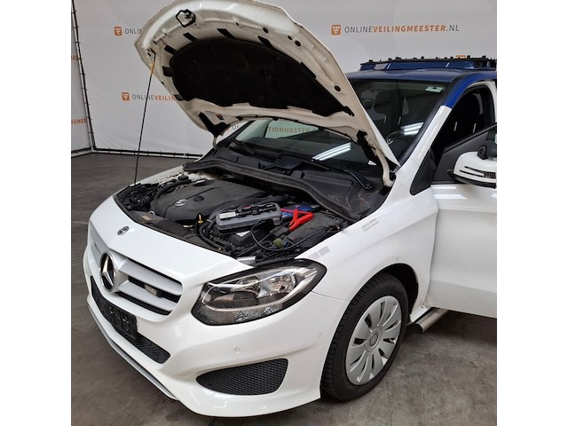 Personenauto, mercedes-benz, b-klasse 220d - afbeelding 64 van  68