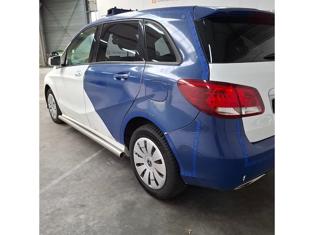 Personenauto, mercedes-benz, b-klasse 220d - afbeelding 2 van  72