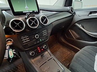 Personenauto, mercedes-benz, b-klasse 220d - afbeelding 41 van  72