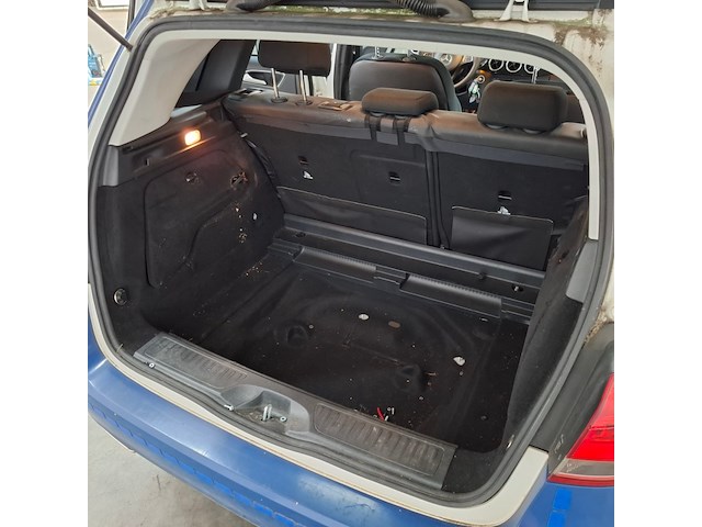 Personenauto, mercedes-benz, b-klasse 220d - afbeelding 47 van  72