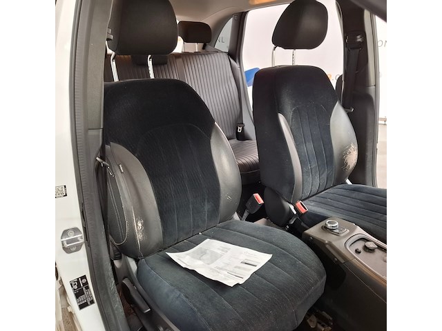 Personenauto, mercedes-benz, b-klasse 220d - afbeelding 51 van  72