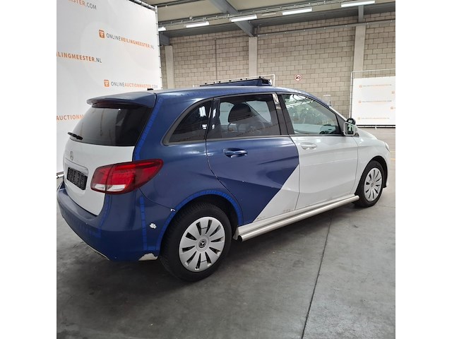 Personenauto, mercedes-benz, b-klasse 220d - afbeelding 71 van  72