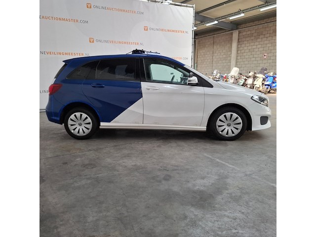 Personenauto, mercedes-benz, b-klasse 220d - afbeelding 34 van  68