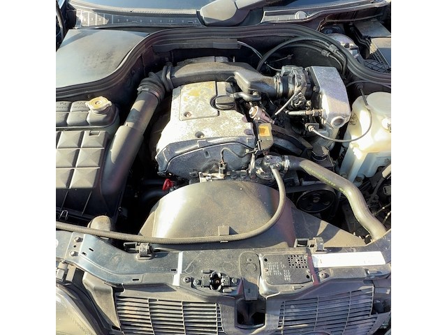 Personenauto, mercedes-benz, c-klasse, 180 sport, 1996 - afbeelding 4 van  16