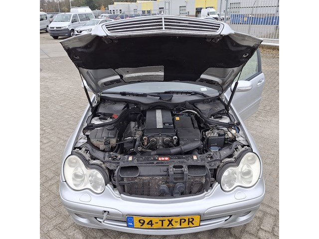 Personenauto mercedes-benz, c-klasse 180k, grijs, bouwjaar 2006 - afbeelding 10 van  42
