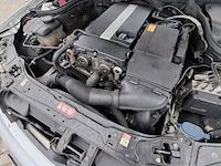Personenauto mercedes-benz, c-klasse 180k, grijs, bouwjaar 2006 - afbeelding 11 van  42