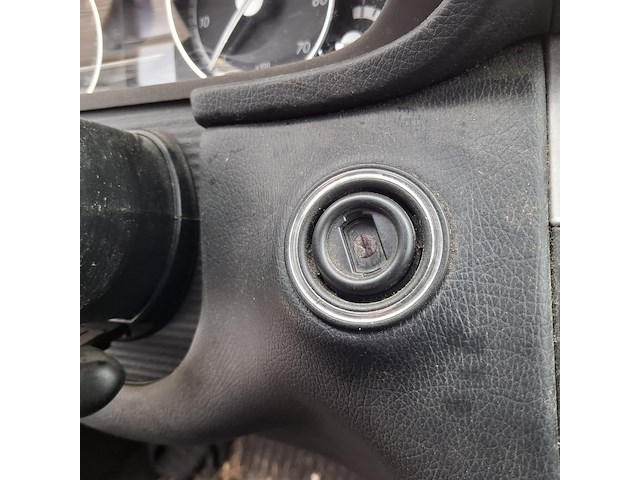 Personenauto mercedes-benz, c-klasse 180k, grijs, bouwjaar 2006 - afbeelding 20 van  42