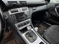 Personenauto mercedes-benz, c-klasse 180k, grijs, bouwjaar 2006 - afbeelding 22 van  42