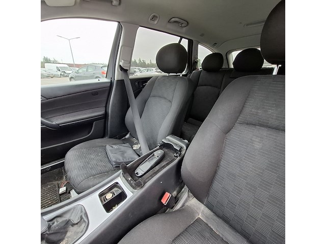 Personenauto mercedes-benz, c-klasse 180k, grijs, bouwjaar 2006 - afbeelding 24 van  42