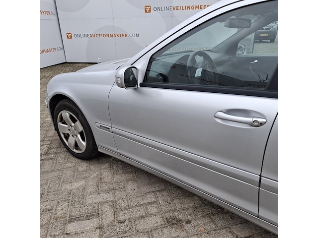 Personenauto mercedes-benz, c-klasse 180k, grijs, bouwjaar 2006 - afbeelding 42 van  42