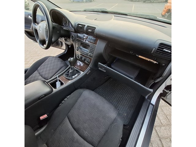 Personenauto, mercedes-benz, c-klasse 200cdi, 2005 - afbeelding 37 van  44