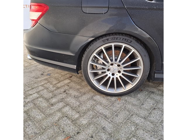 Personenauto, mercedes-benz, c-klasse, amg 63, 2010 - afbeelding 5 van  46