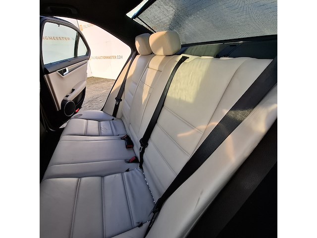 Personenauto, mercedes-benz, c-klasse, amg 63, 2010 - afbeelding 27 van  46