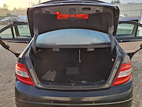 Personenauto, mercedes-benz, c-klasse, amg 63, 2010 - afbeelding 28 van  46