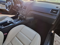 Personenauto, mercedes-benz, c-klasse, amg 63, 2010 - afbeelding 32 van  46