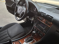 Personenauto, mercedes-benz, c-klasse combi, 180 k. elegance, 2006 - afbeelding 42 van  64