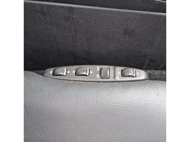 Personenauto, mercedes-benz, c-klasse estate, 220 cdi avantgarde, zwart, 2008 - afbeelding 40 van  88