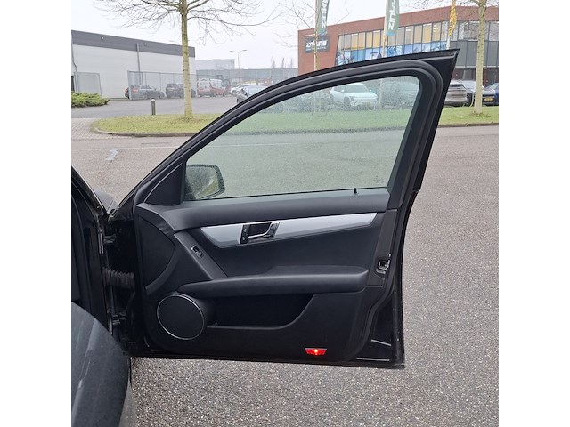 Personenauto, mercedes-benz, c-klasse estate, 220 cdi avantgarde, zwart, 2008 - afbeelding 43 van  88