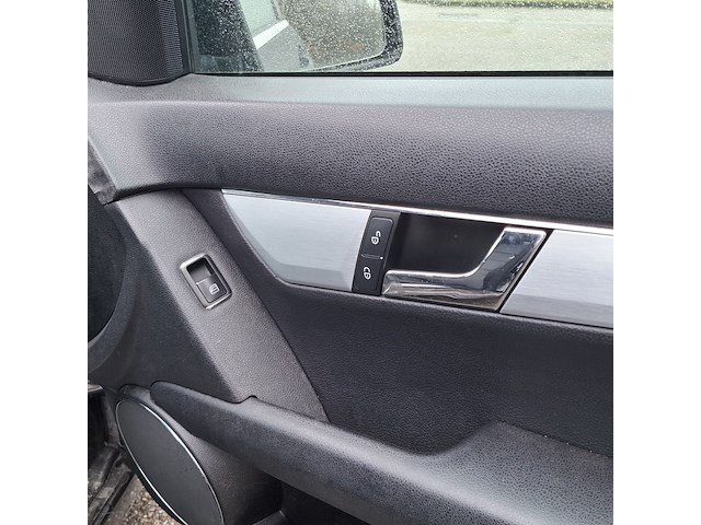 Personenauto, mercedes-benz, c-klasse estate, 220 cdi avantgarde, zwart, 2008 - afbeelding 44 van  88