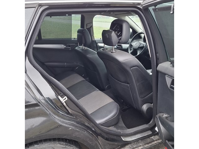 Personenauto, mercedes-benz, c-klasse estate, 220 cdi avantgarde, zwart, 2008 - afbeelding 47 van  88
