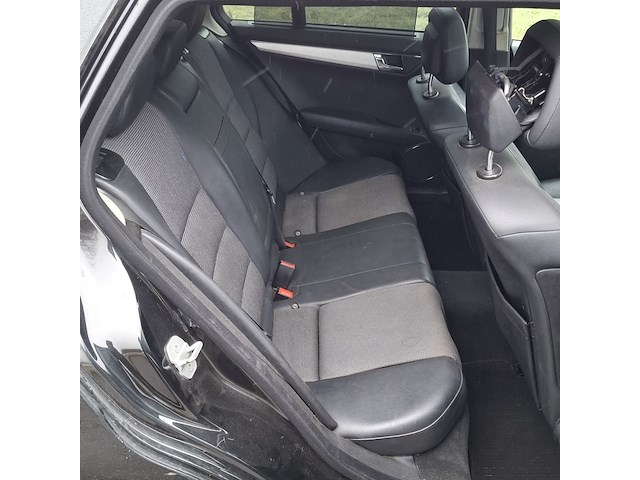 Personenauto, mercedes-benz, c-klasse estate, 220 cdi avantgarde, zwart, 2008 - afbeelding 48 van  88