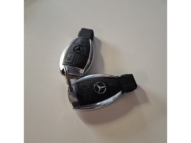 Personenauto, mercedes-benz, c-klasse estate, 220 cdi avantgarde, zwart, 2008 - afbeelding 77 van  88